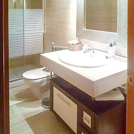 With 3 Bedrooms In With Shared Pool Furnished Balcony And Wifi 5 Km From The