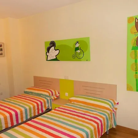 Bright Apartment In Alicante, 90 M², Shared Pool Alicante