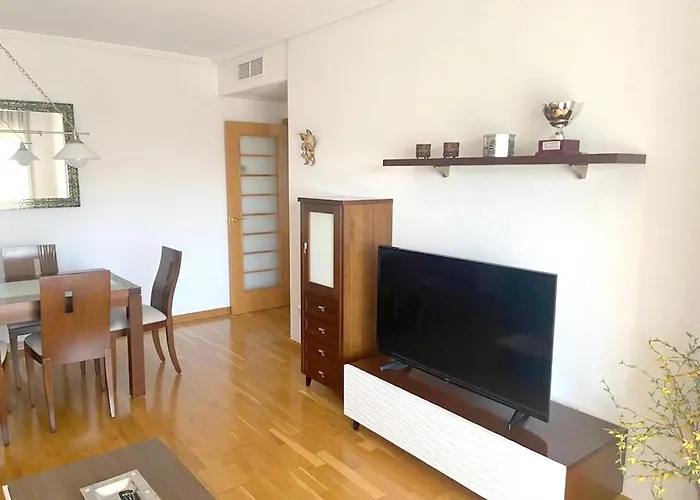 Bright Apartment In Alicante, 90 M², Shared Pool Apartamento