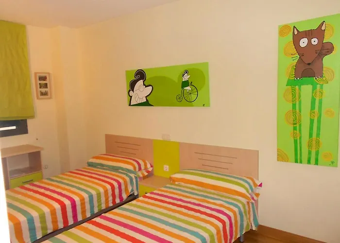 Bright Apartment In Alicante, 90 M², Shared Pool Alicante